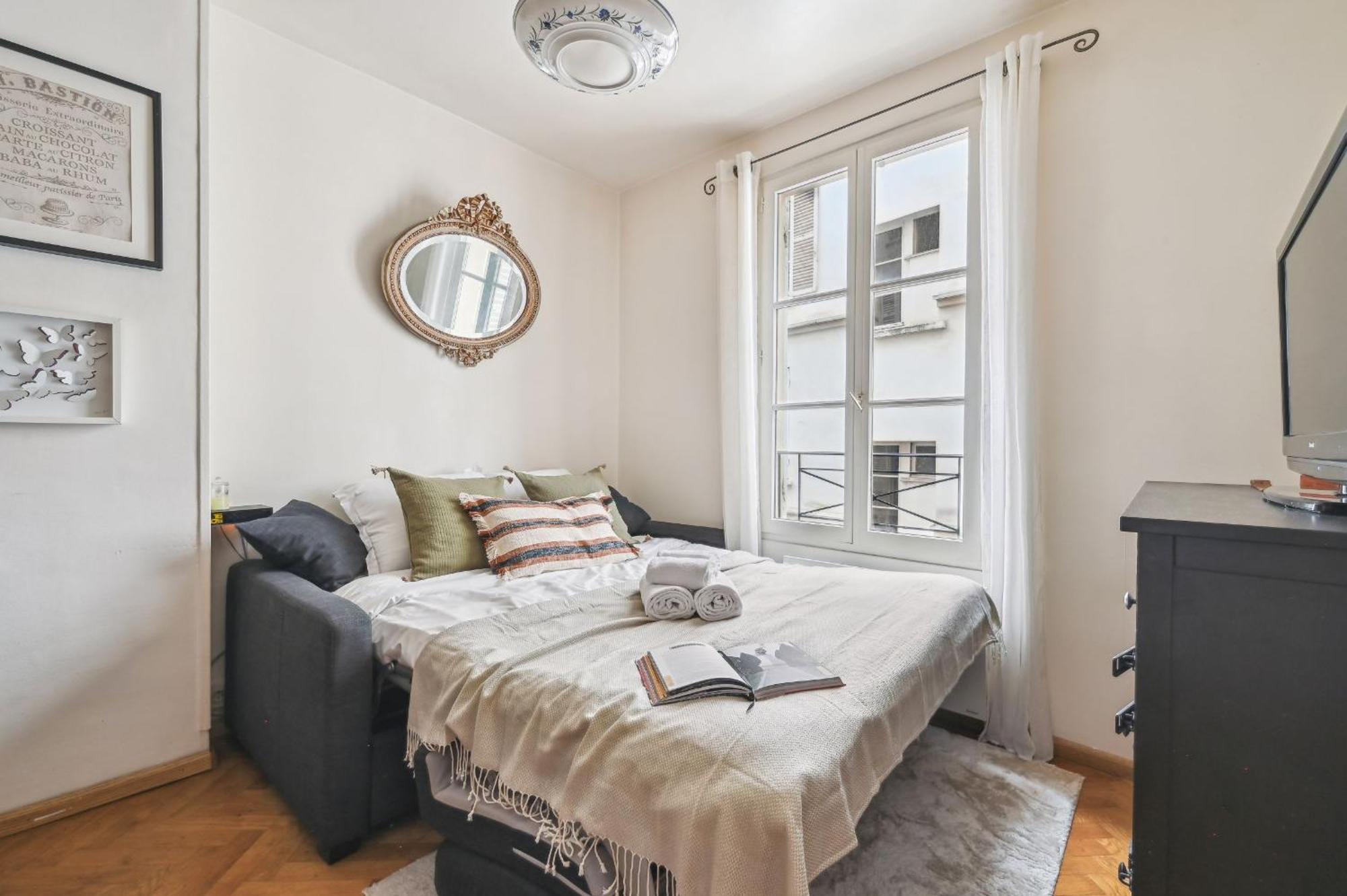 Eiffel Tower & Hotel Des Invalides - 1Br - Cityapartmentstay París Exterior foto